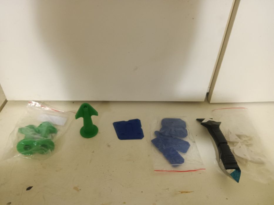 Peças por 5€ para fazer juntas em silicone ou outros materiais