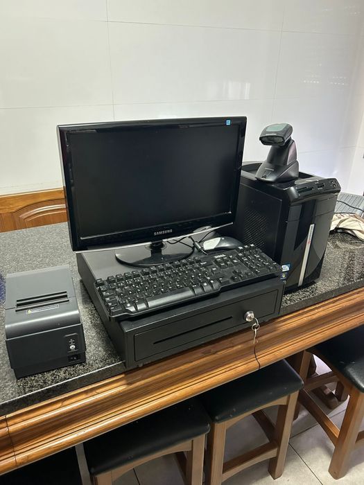 Vendo conjunto informático