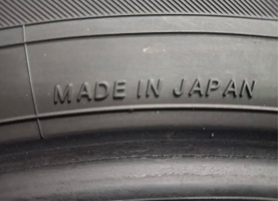 Шини 225/55 r18 Yokohama . Резина комплект