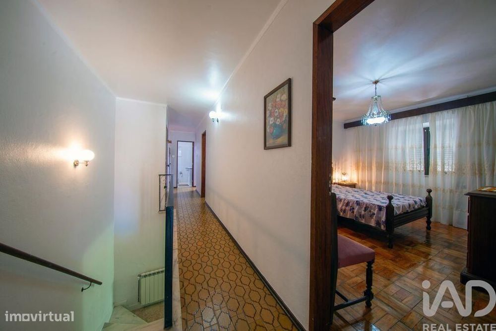 Casa de aldeia T5 em Folques de 154,00 m2