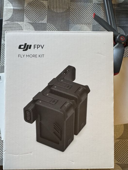 DJI Avata i DJI FPV komplet z goglami i pilotami