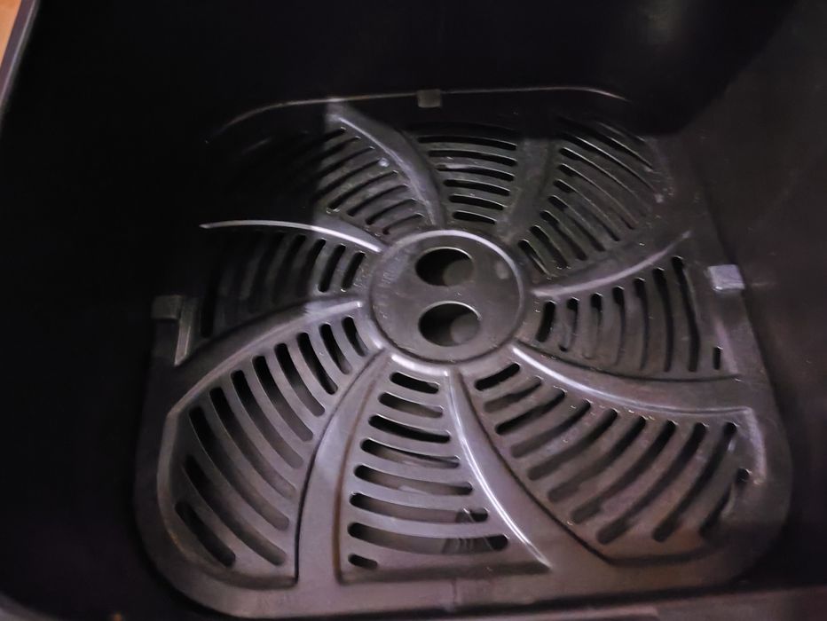 Аєрогриль-фритюрниця