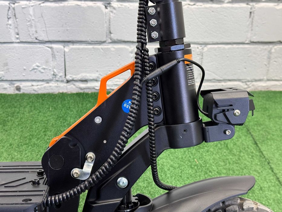 Електросамокат чорний XBOOST OO3 PRO GEN1 (1200 Вт, 23А*год) самокат B