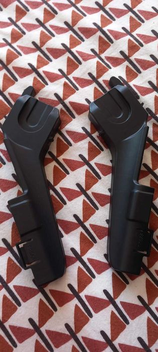 Conjunto Ovo e cadeirinha de transporte Recaro