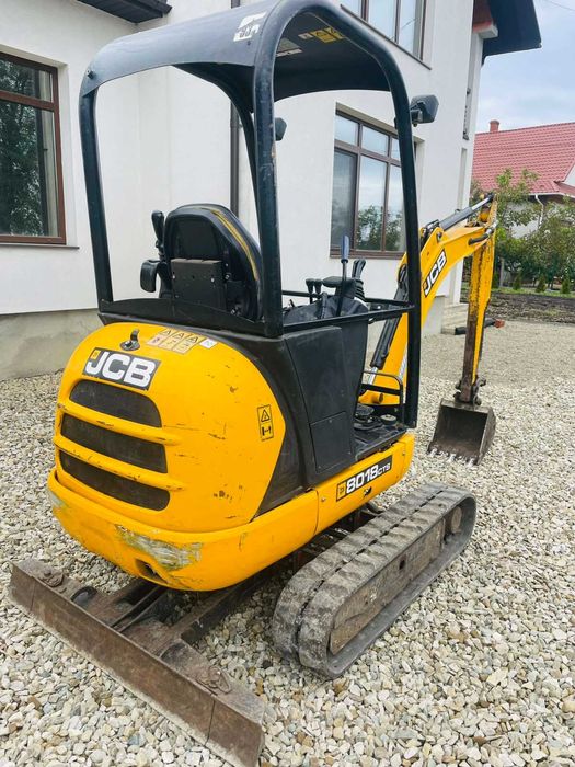 Міні екскаватор JCB 8018