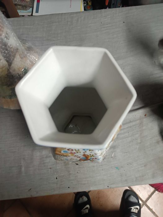 Jarra antiga pintada a mão