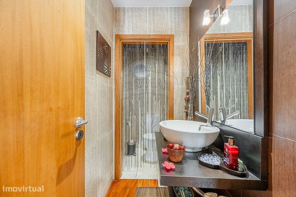 Moradia Gaveto T3 com piscina em Palmeira, Braga!
