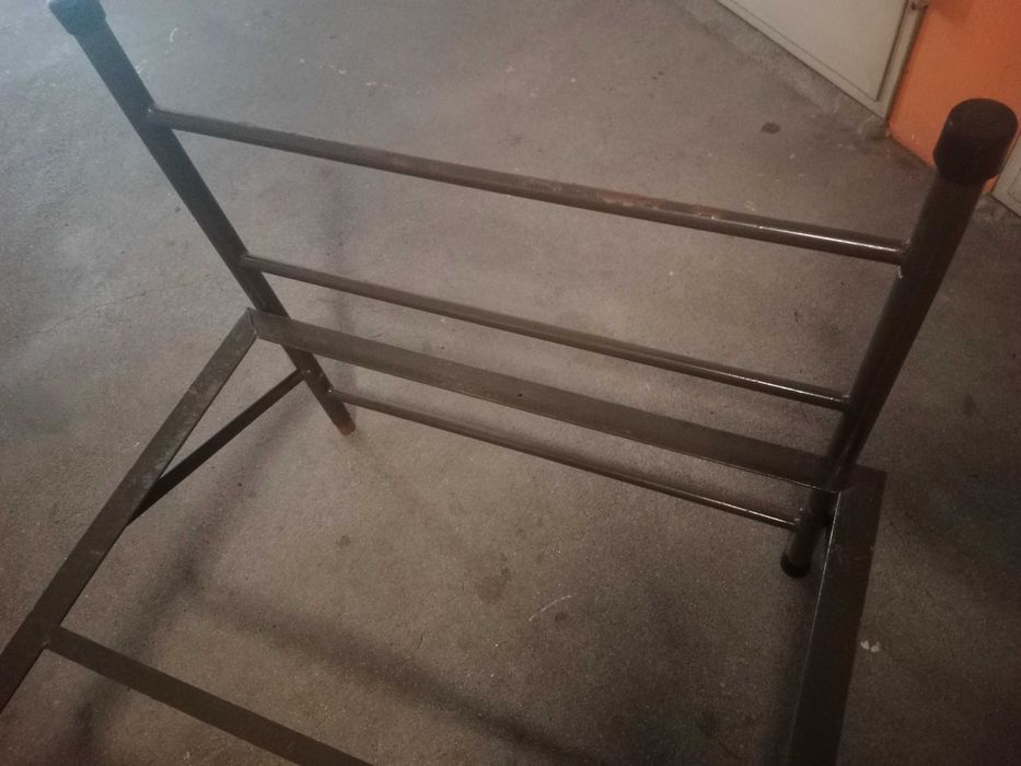 Beliche em ferro / camas em ferro