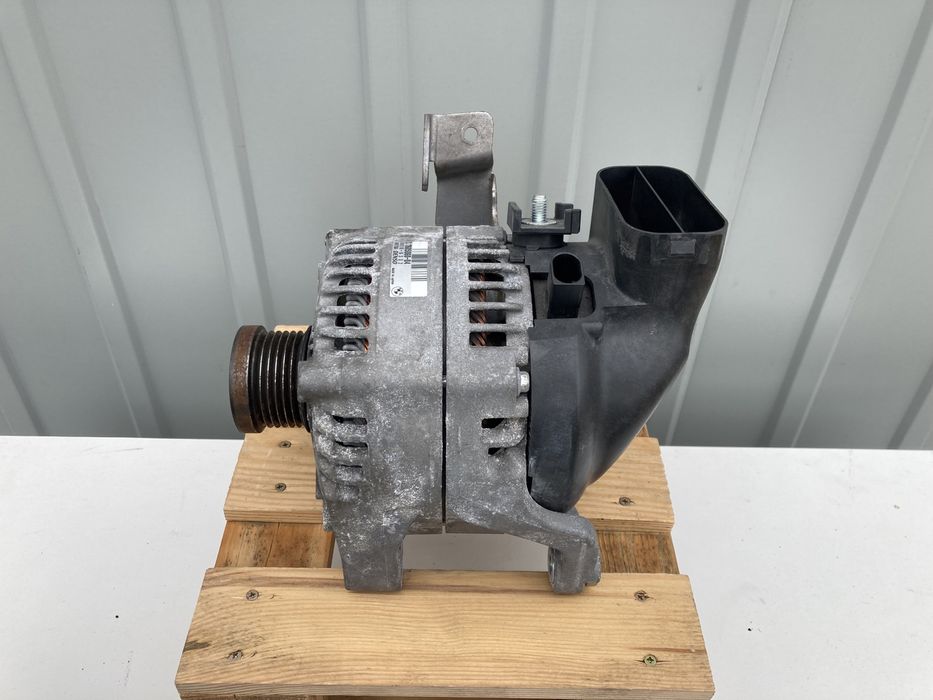 BMW F20 F30 N13B16A N13 B16 alternator prądnica 170A