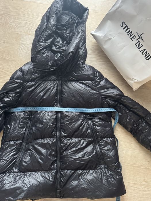 Пуховик moncler розмір 36 , S, 44 . Стан зразковий