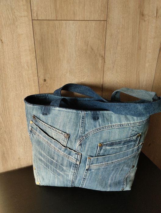 Сумка джинсовая ручной работы.
