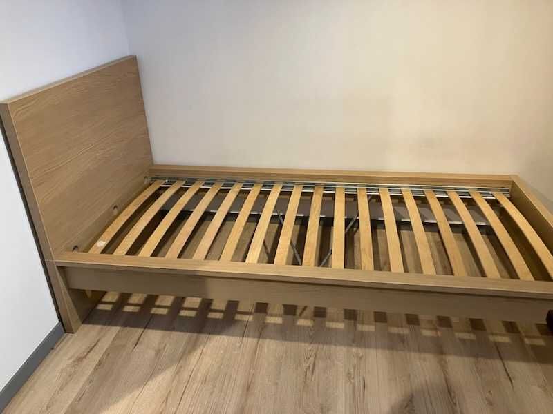 Łóżko Ikea Malm 90x200 z szufladami stelażem i materacem stan dobry+