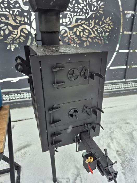 Піч буржуйка з радіатором та пальником на відпрацьованому мастилі