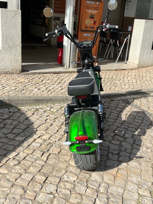 vendo scoter ilectrica por motivos de ter espaço