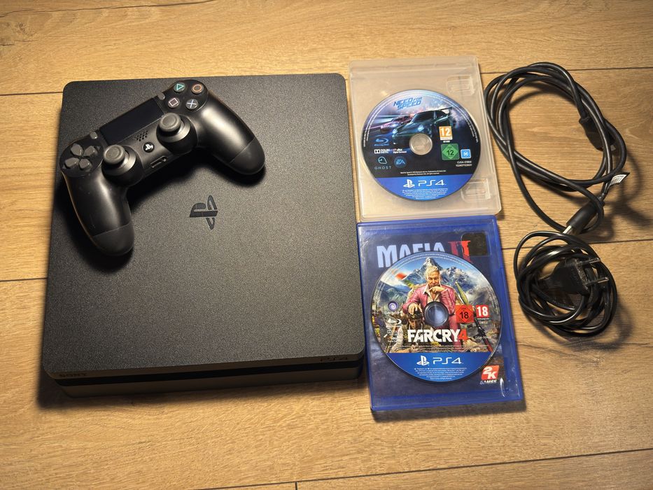 Sprzedam ps4 slim 500g