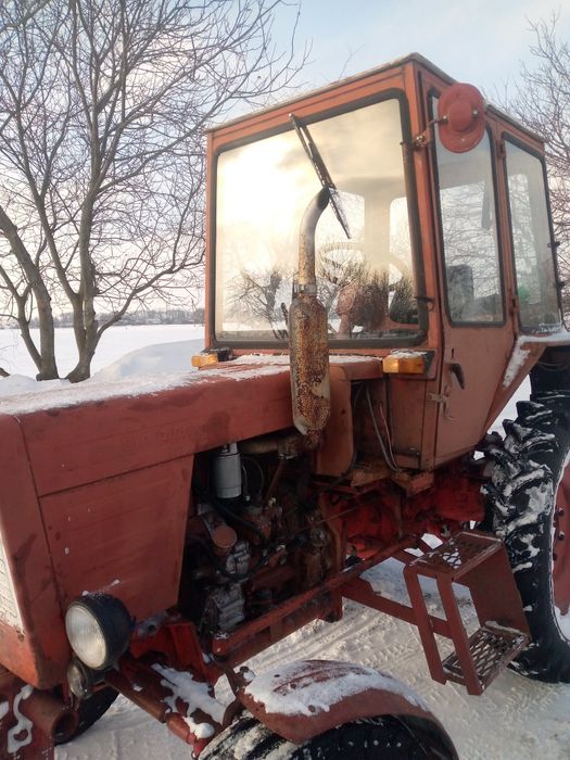 Трактор т 25 після  кап ремонту