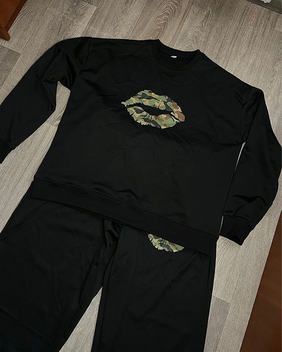 Костюм жіночий великого розміру