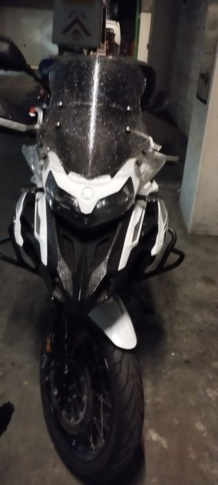 Benelli TRK 502X | 2022 | 24.700 km | Impecável