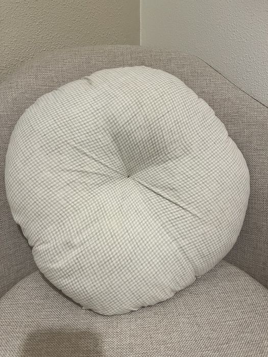 Almofada com varios tecidos zara home
