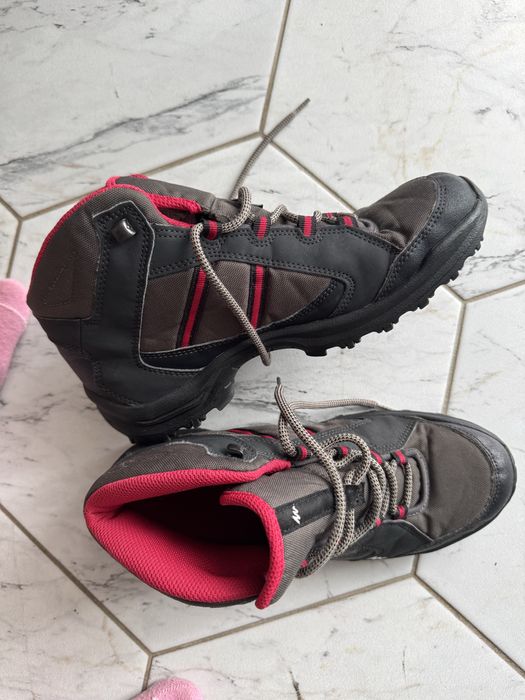 Черевики туристичні Quechua