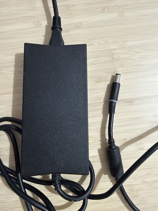 Carregador Dell original modelo LA130PM121- 130w