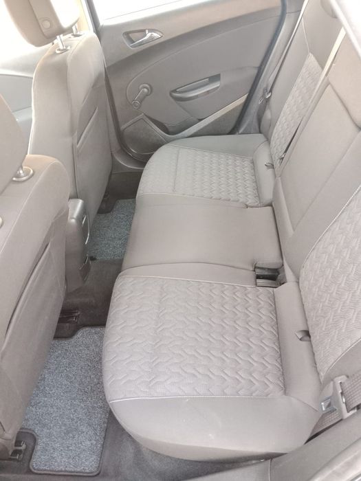 Opel astra J 2014rok 1.4turbo 140koni