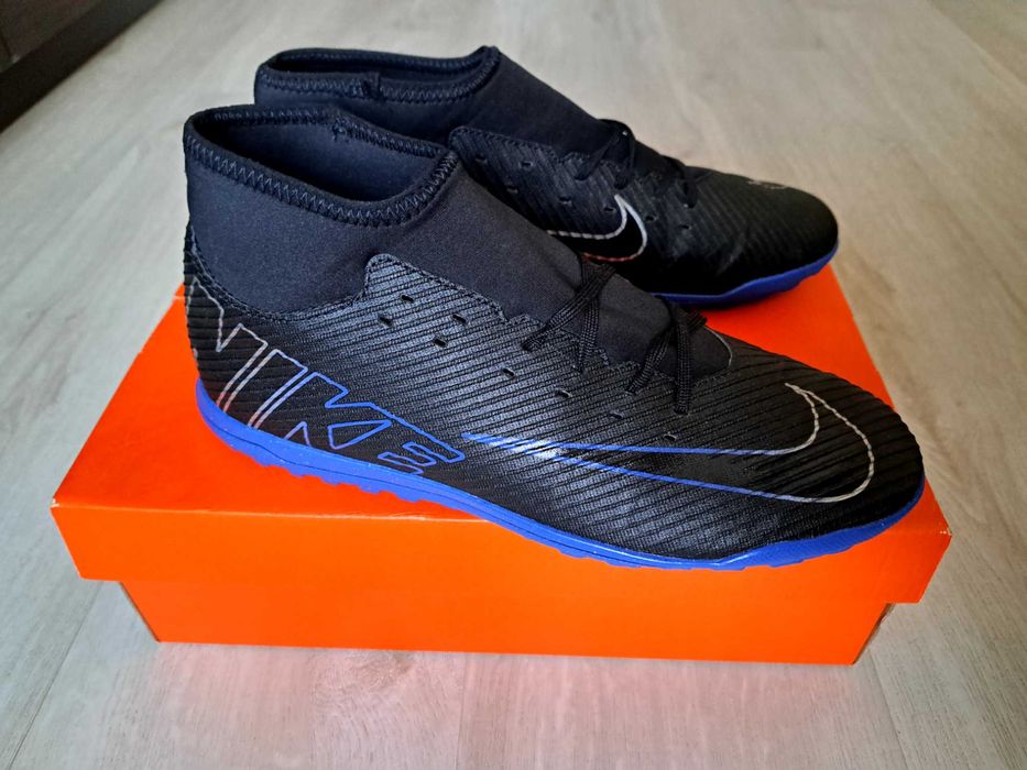 Nike Performance
MERCURIAL 9 CLUB - Korki Turfy 42