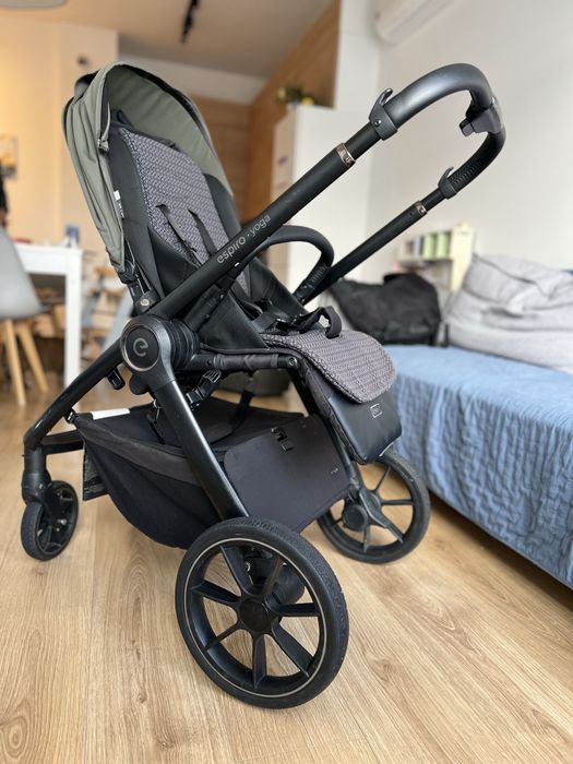 wózek Espiro Yoga Universal Pram 2w1 + fotelik samochodowy Espiro