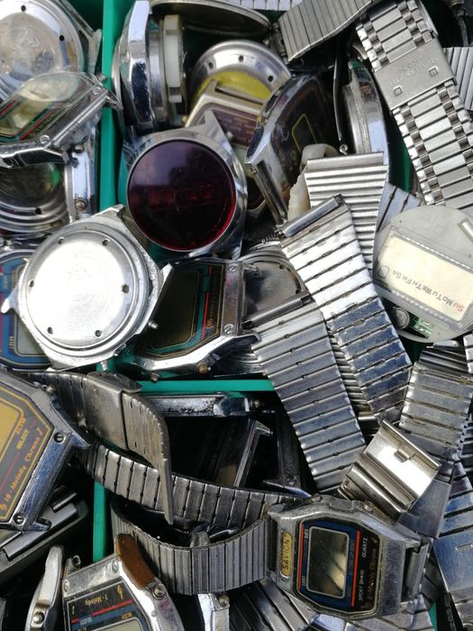Zegarek Montana nie Casio z bransoletą