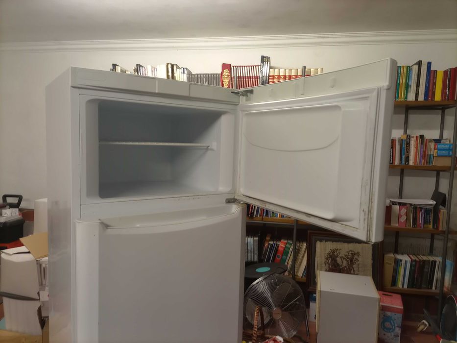 Frigorífico INDESIT
