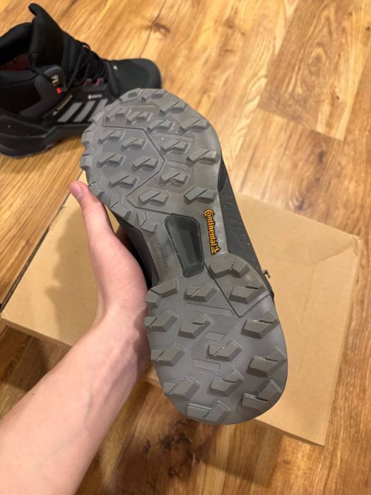 Зимові  Adidas terrex