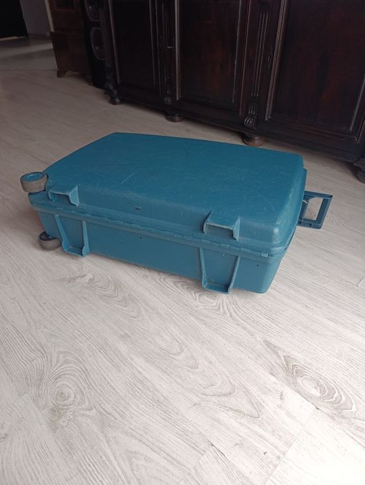 Walizka podróżna "pancerna"Samsonite.