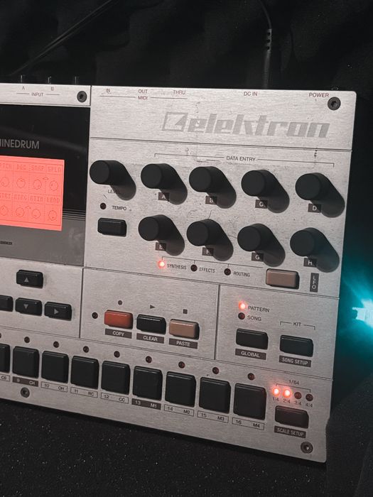 Elektron Machinedrum SPS-1 UW MKII + Hardcase Analog Cases