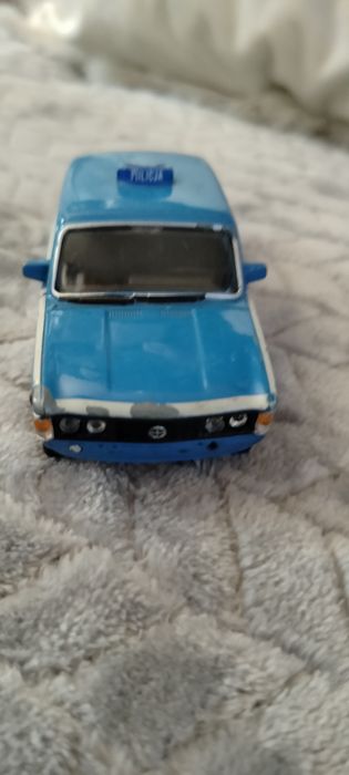 Kolekcjonerski Metalowy samochód Milicja