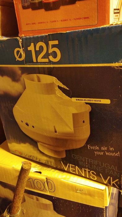 Vários Extratores ventiladores