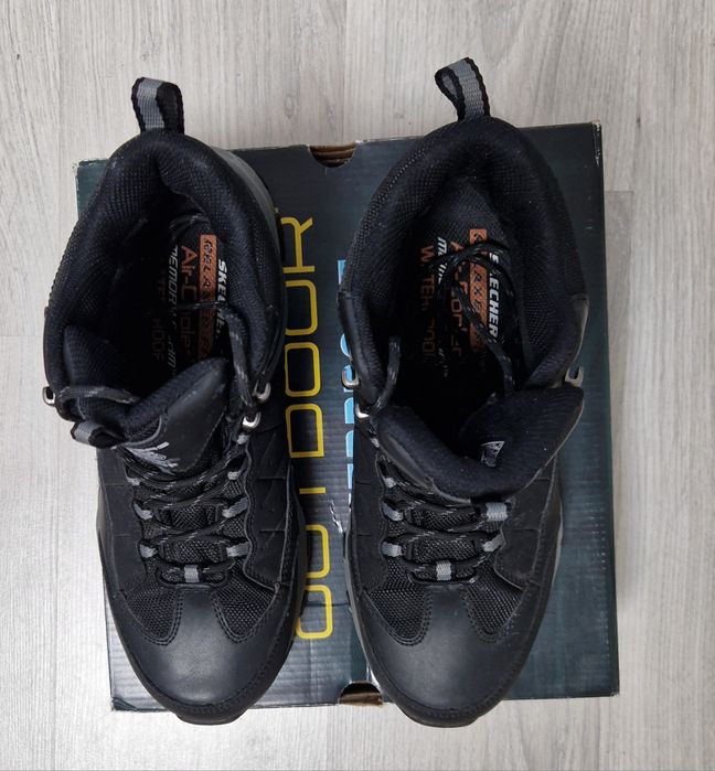 Кросівки чоловічі зимові skechers