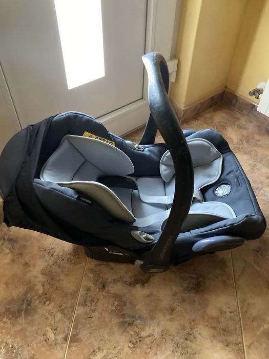 Ovinho de bebe cadeirinha em bom estado