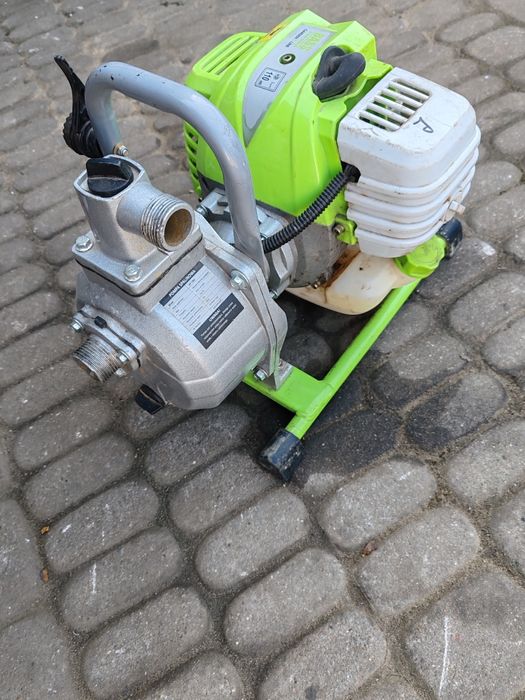 Pompa wody spalinowa Bass lekka silnik dwusuwowy wydajna