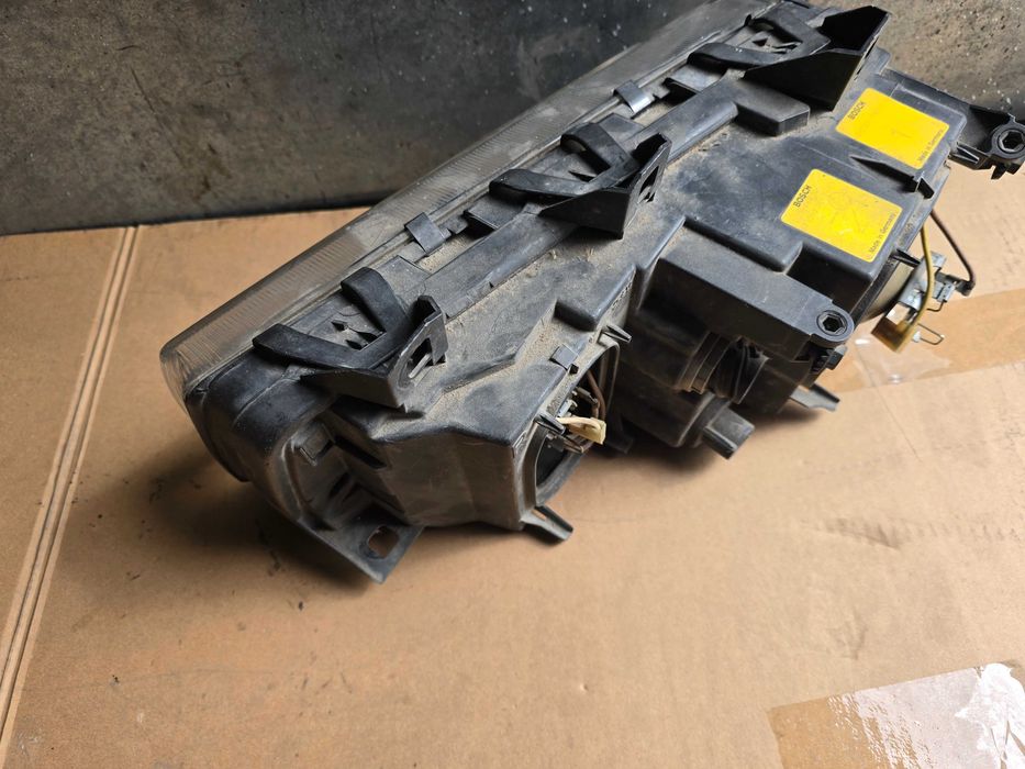 lampa przód BMW E36 Yellow Bosch soczewka