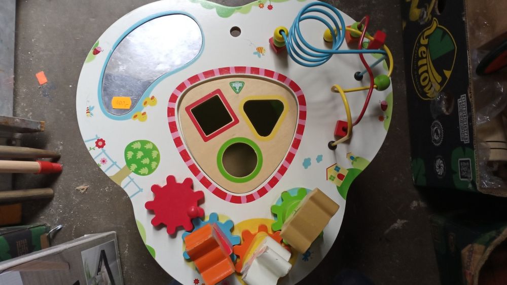 Stoliczek edukacyjny dla dzieci