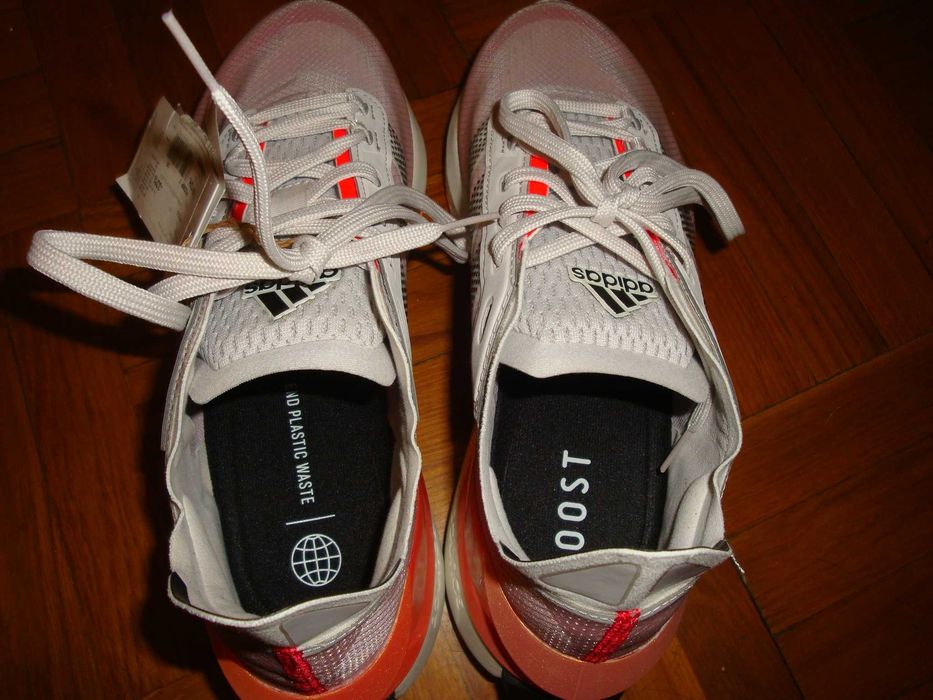 НОВЫЕ Кроссовки ADIDAS , размер 39-39,5 ( 25-25,5 см )