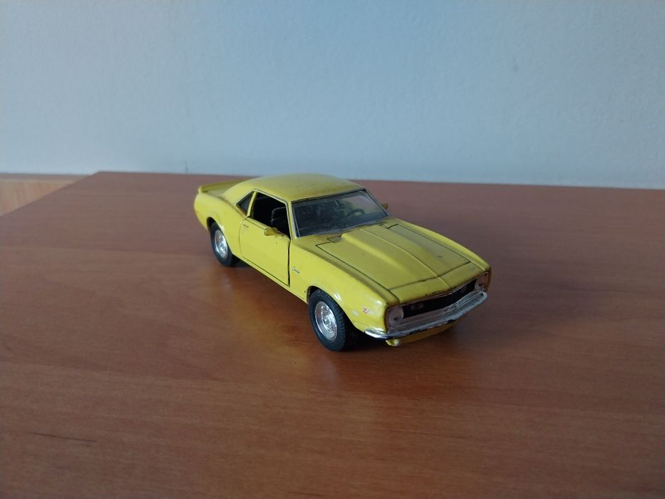 Metalowy model "Chevrolet Camaro I"