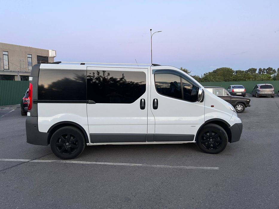 Продам OPEL Vivaro