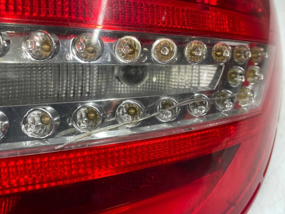 Farolim direito Mercedes W204 C220 (Ano: 2014)
