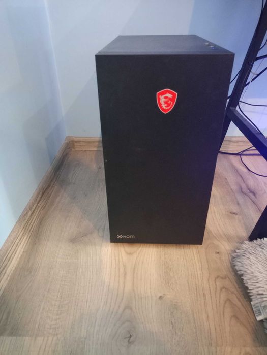 Komputer gamingowy.(RX 5700xt)