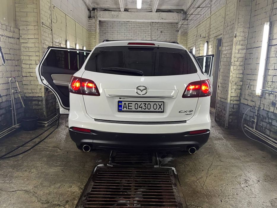 Mazda CX-9 2015.