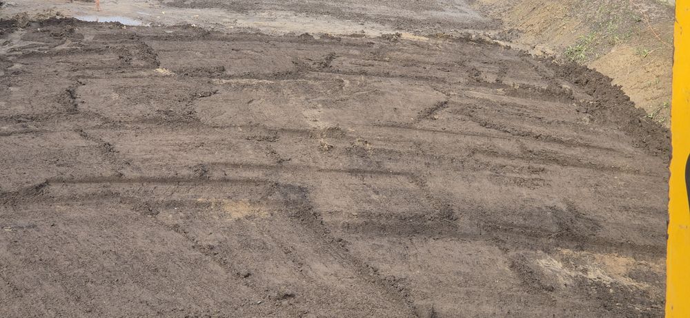Usługi koparkoladowarka pracę ziemne
