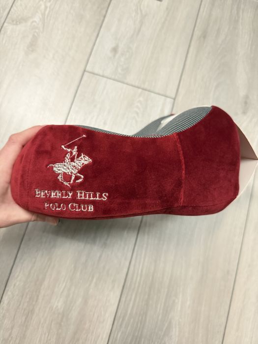 Poduszka podróżna do samolotu