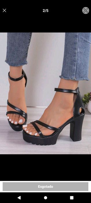 Sandálias salto n39