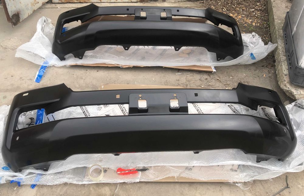 Бампер передній Toyota Land Cruiser 200 з 2015-